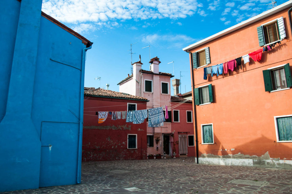 Na Burano nawet pranie jest bardzo kolorowe